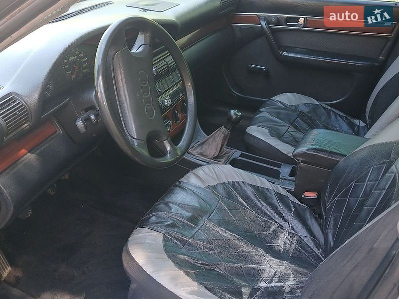 Седан Audi 100 1990 в Житомирі