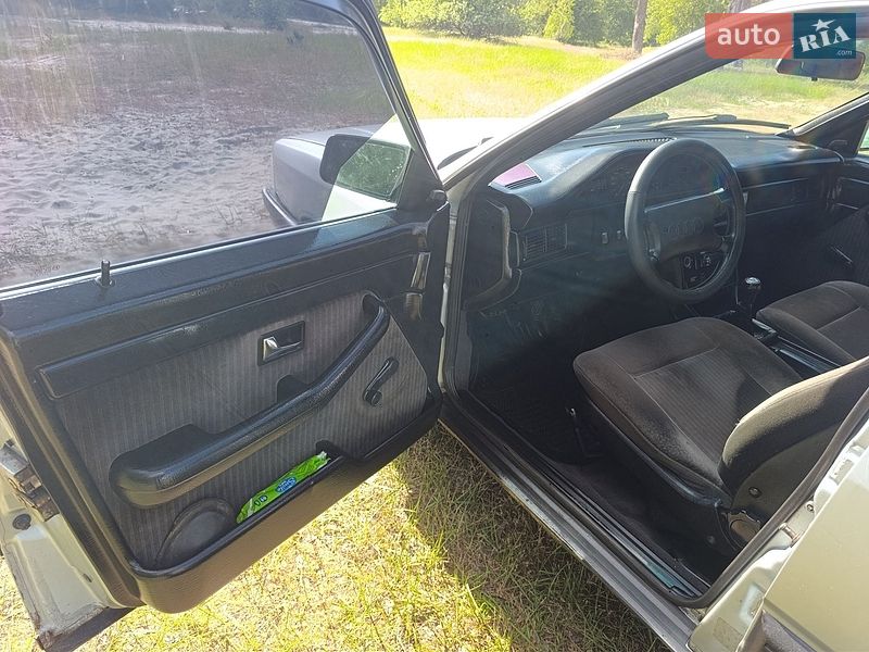 Седан Audi 100 1989 в Лебедине