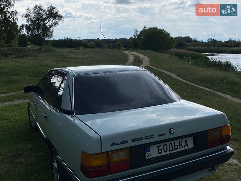 Седан Audi 100 1983 в Ковеле