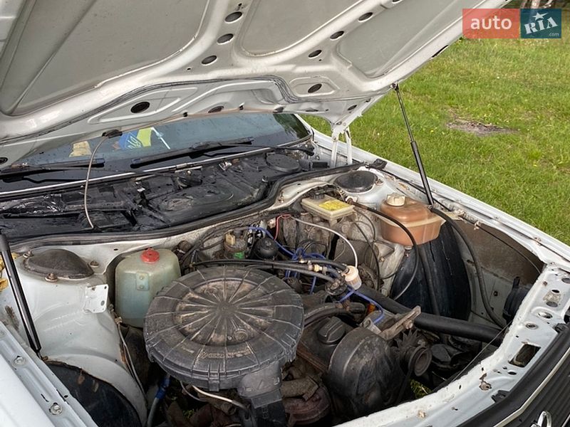 Седан Audi 100 1983 в Ковеле