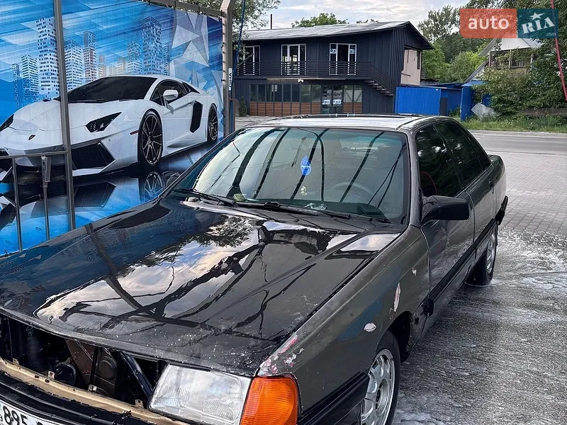 Audi 100 1988