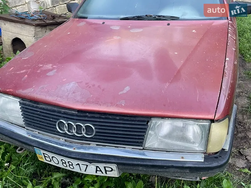 Audi 100 1982
