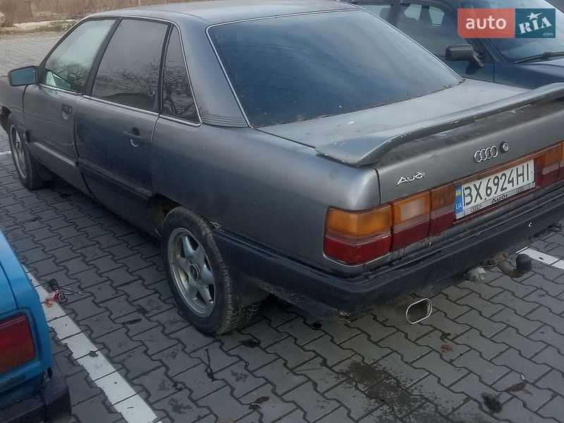 Седан Audi 100 1987 в Хмельницькому