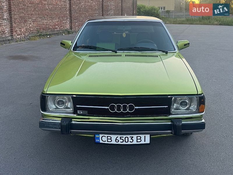 Седан Audi 100 1981 в Чернігові