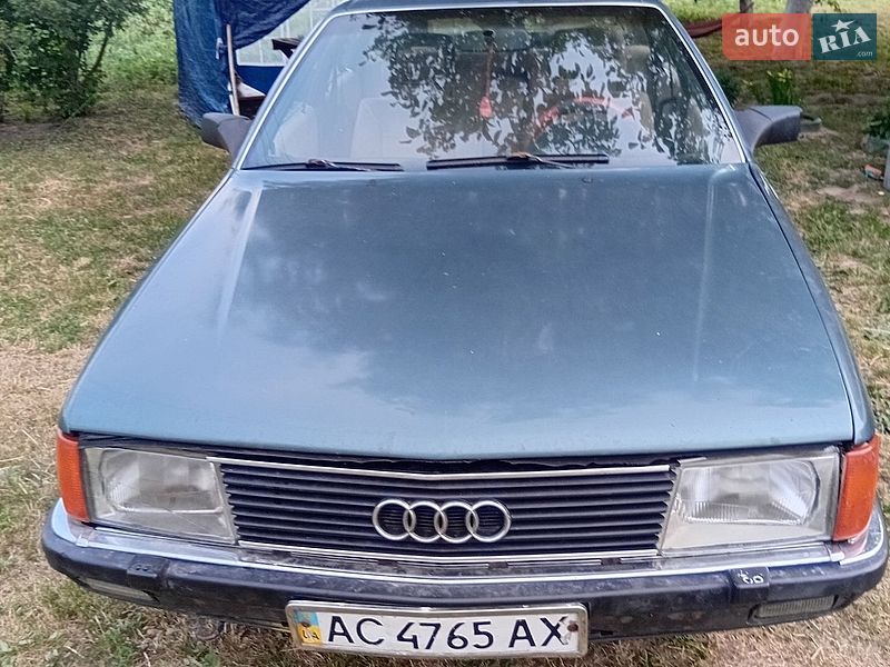 Audi 100, фото з оголошення