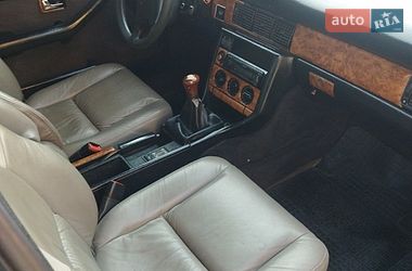 Седан Audi 100 1989 в Староконстантинове
