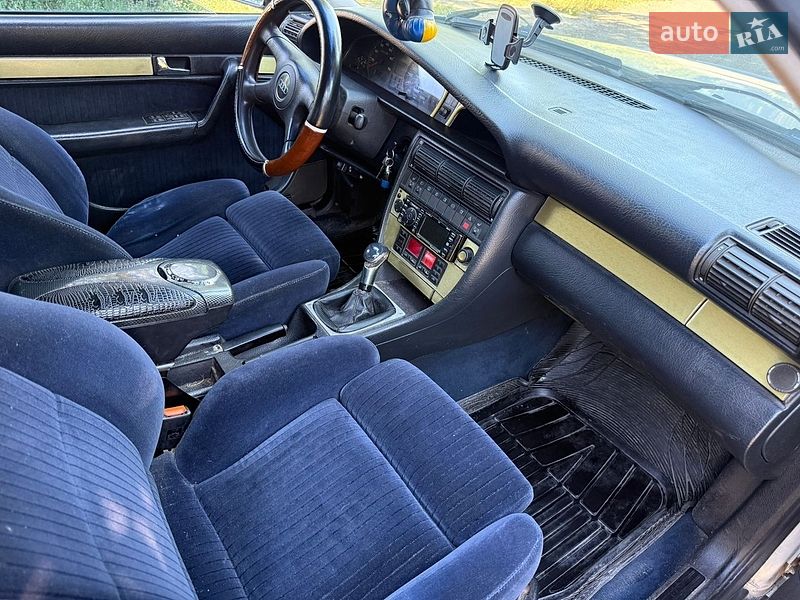 Седан Audi 100 1992 в Харькове