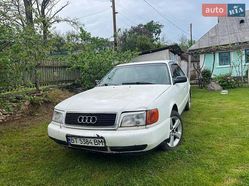 Седан Audi 100 1991 в Виннице