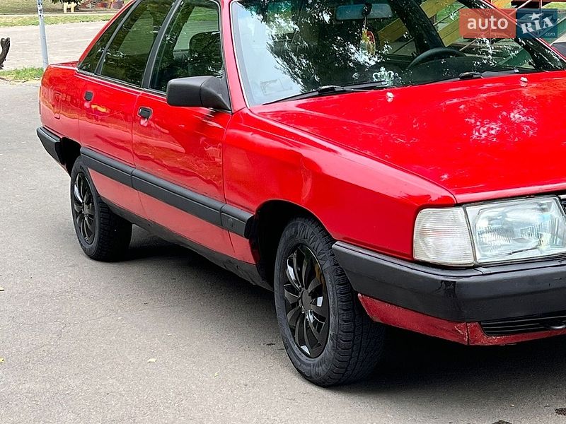 Седан Audi 100 1990 в Рівному