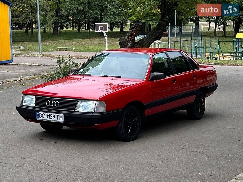 Седан Audi 100 1990 в Рівному