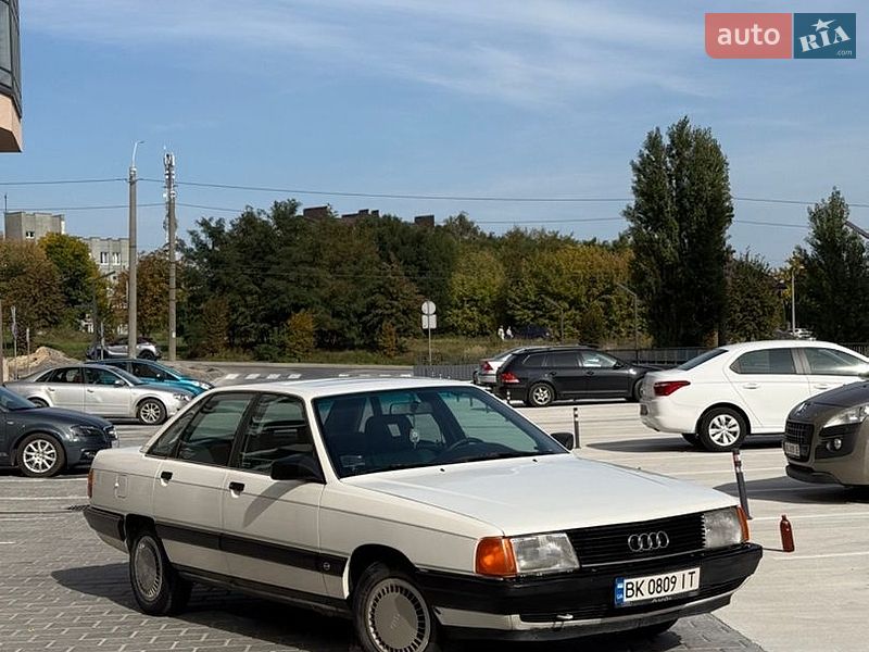 Audi 100 1988