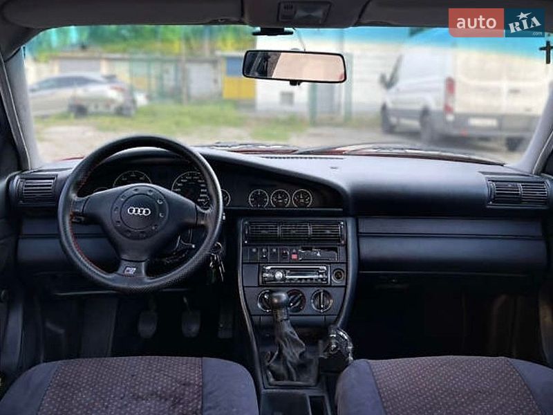 Седан Audi 100 1991 в Миронівці