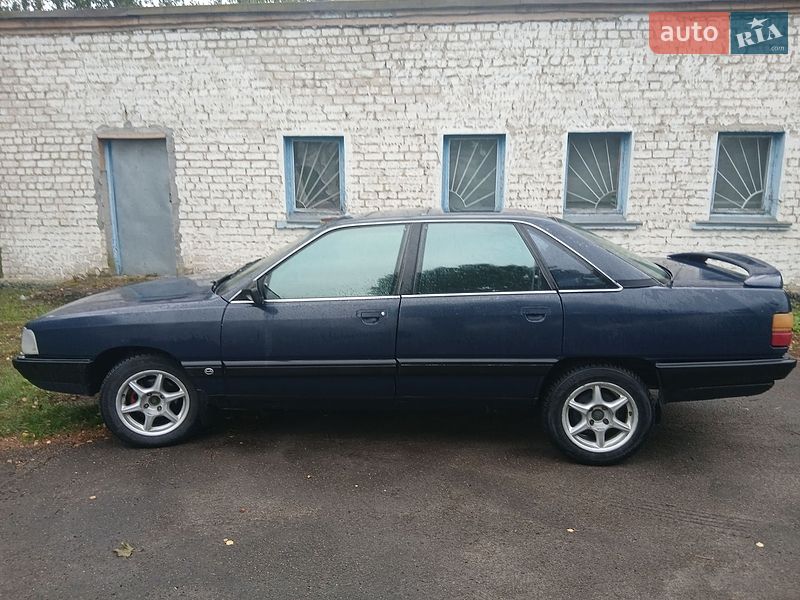 Седан Audi 100 1991 в Костопілі