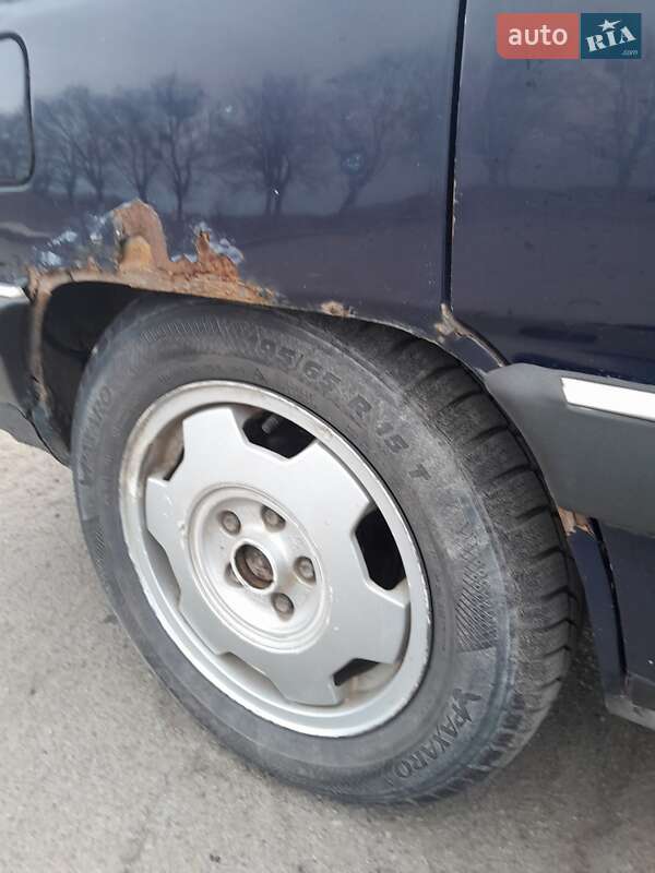 Седан Audi 200 1984 в Владимире