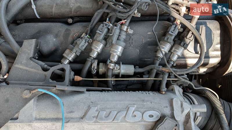 Седан Audi 200 1989 в Львове