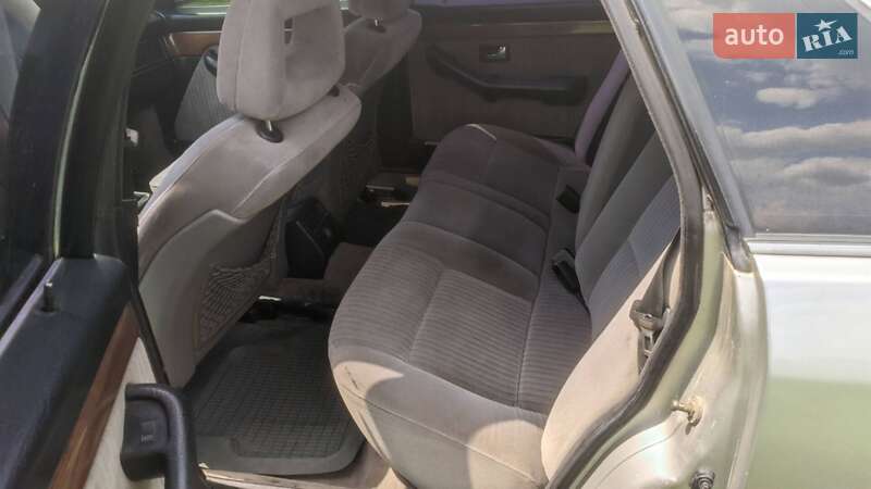 Седан Audi 200 1989 в Львове