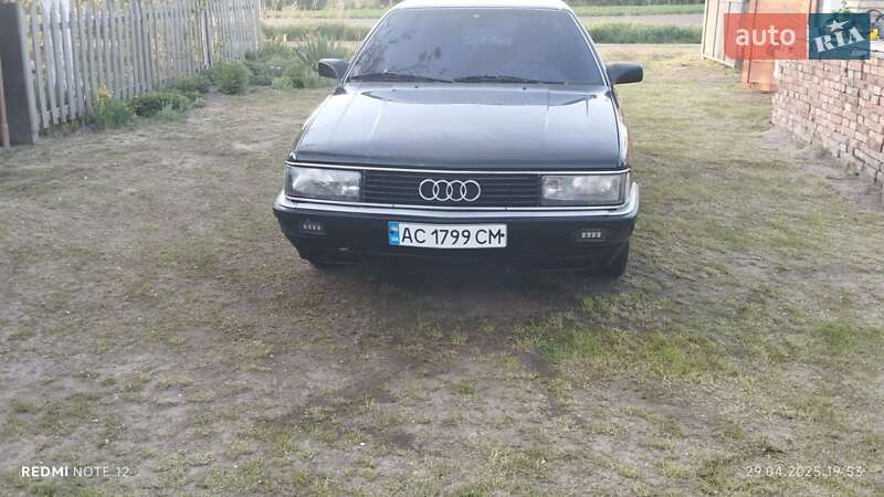 Седан Audi 200 1989 в 