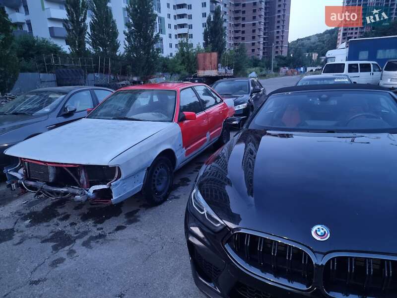 Седан Audi 200 1990 в Киеве