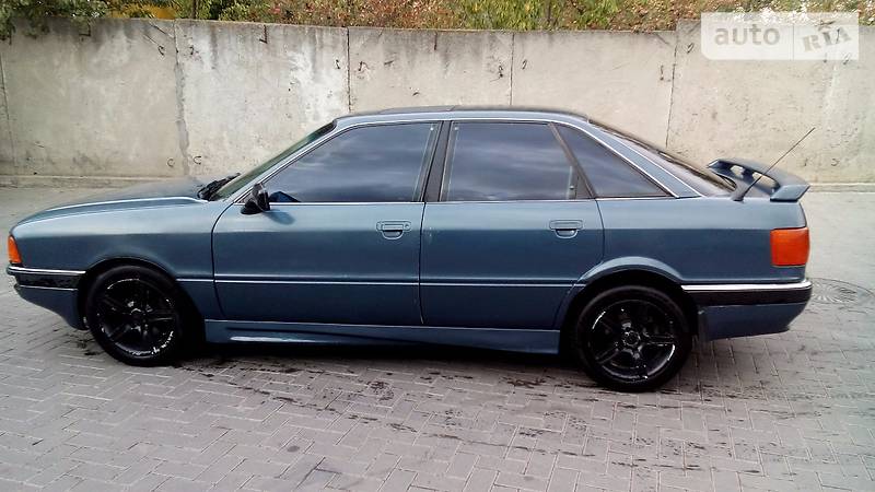 Седан Audi 80 1987 в Хмельницком
