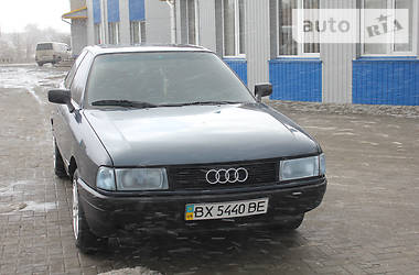 Седан Audi 80 1988 в Шепетовке