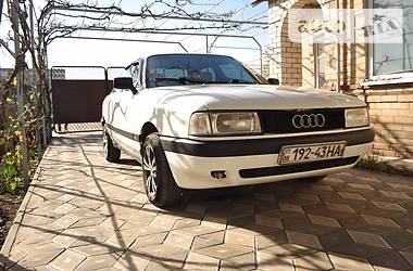 Седан Audi 80 1989 в Мелитополе