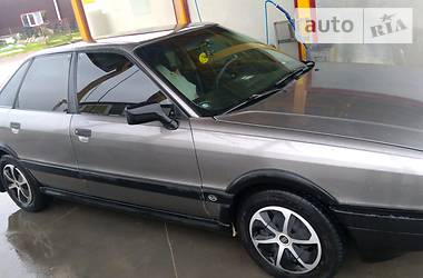 Седан Audi 80 1988 в 