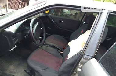 Седан Audi 80 1988 в 