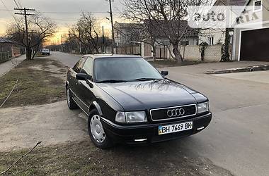 Седан Audi 80 1994 в Раздельной