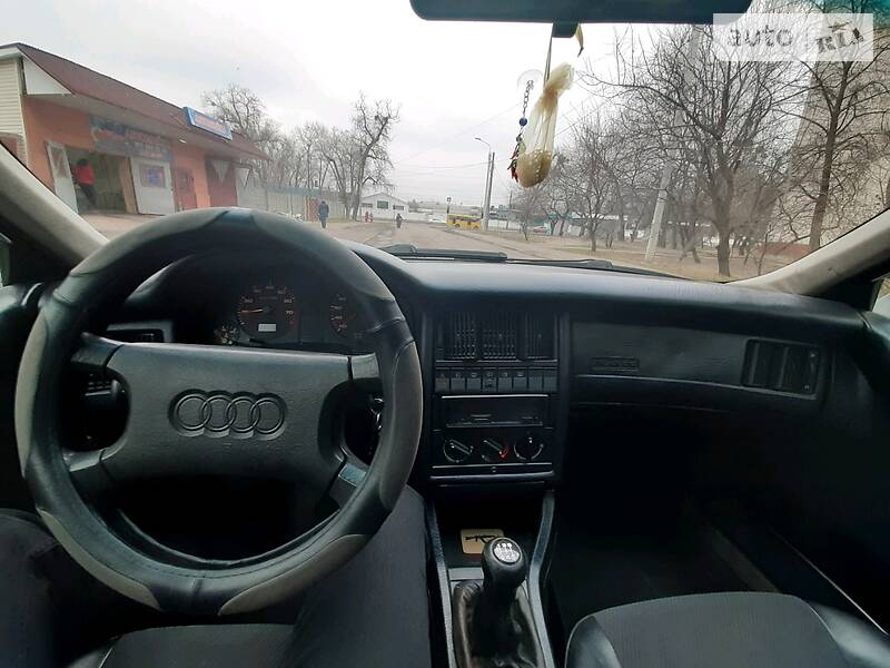 Седан Audi 80 1994 в Черкасах