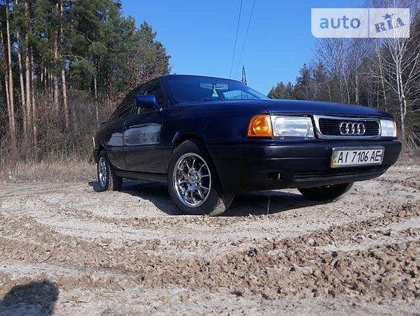 Седан Audi 80 1990 в Киеве
