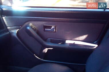 Седан Audi 80 1994 в Рахове