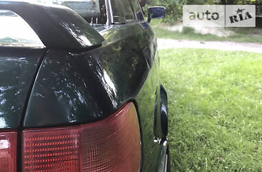 Седан Audi 80 1993 в 