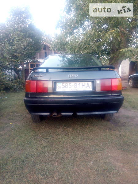 Седан Audi 80 1987 в Днепре