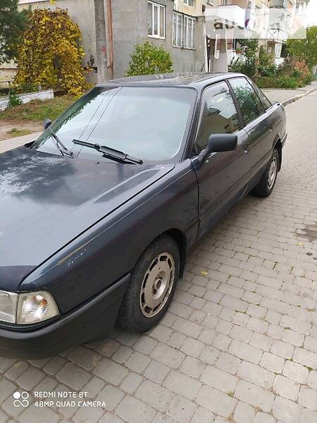 Седан Audi 80 1987 в Городке