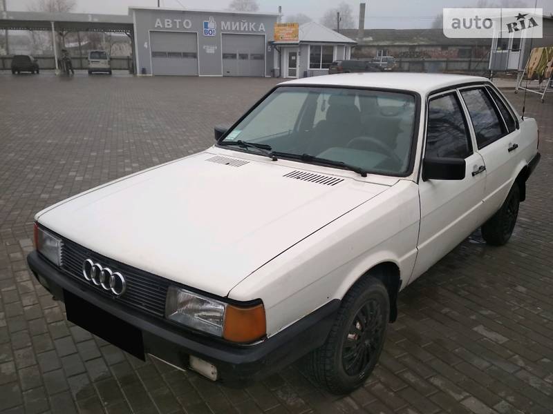 Audi 80