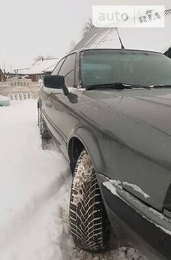 Седан Audi 80 1993 в Жовкві