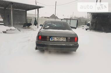 Седан Audi 80 1993 в Жовкві