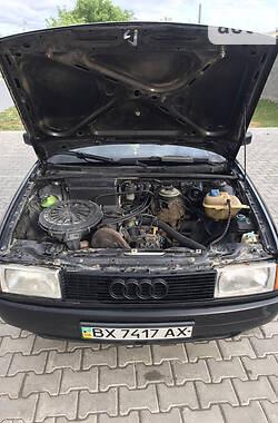 Седан Audi 80 1987 в Дунаївцях