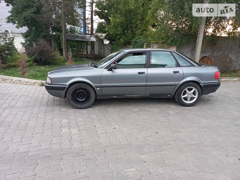 Седан Audi 80 1993 в Тернополе