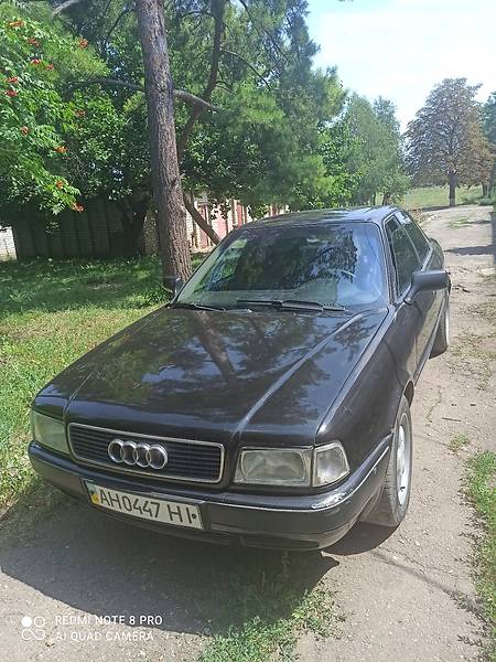 Седан Audi 80 1992 в Марьинке