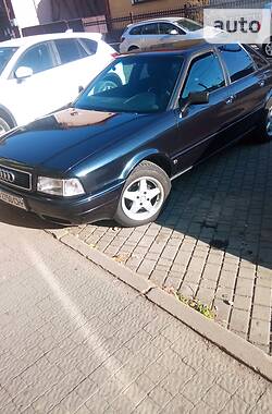 Седан Audi 80 1992 в Виноградове