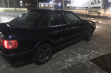 Седан Audi 80 1994 в Киеве