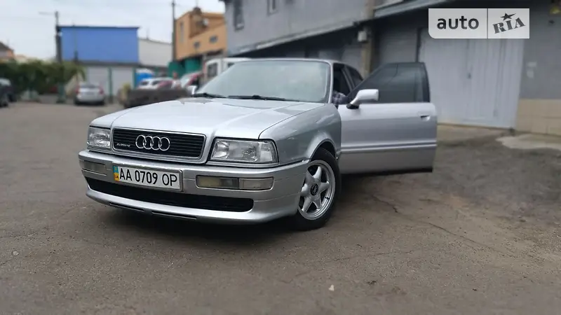 Audi 80