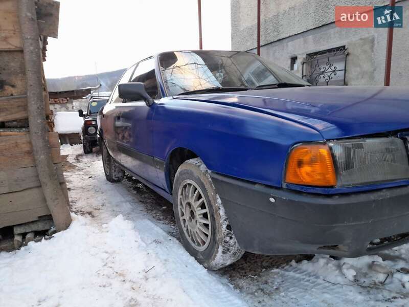 Седан Audi 80 1987 в Перечині