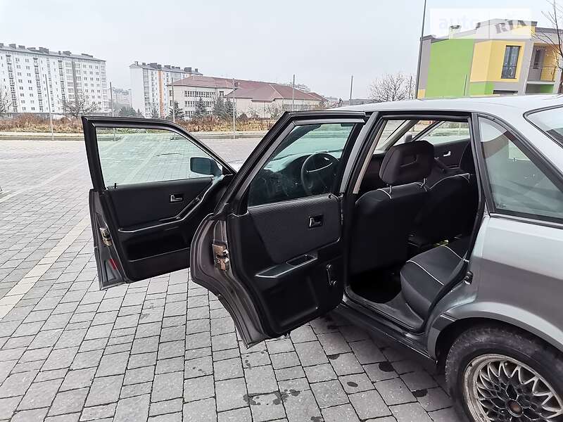 Седан Audi 80 1990 в Івано-Франківську