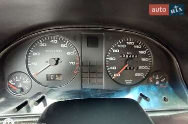 Седан Audi 80 1988 в Нововоронцовке