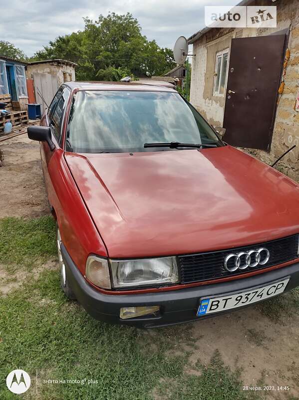Седан Audi 80 1988 в Нововоронцовці
