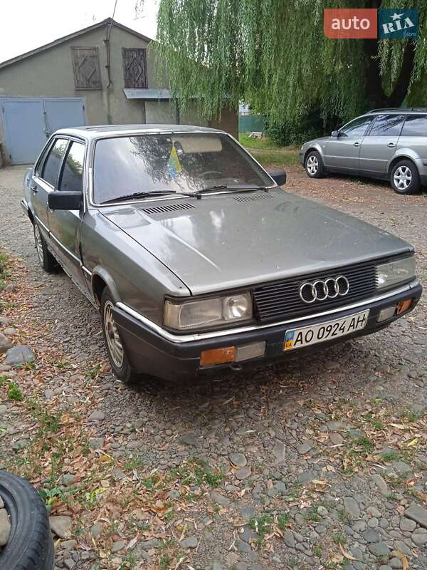 Audi 80 1985 Audi 80 1985