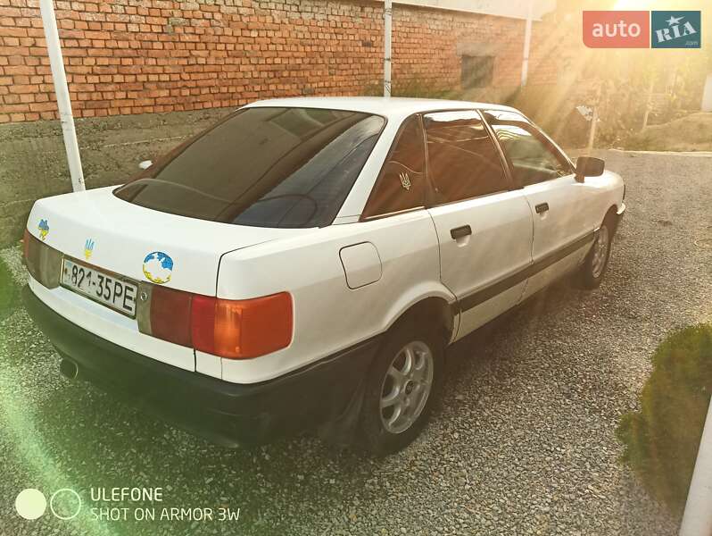 Седан Audi 80 1987 в Виноградове