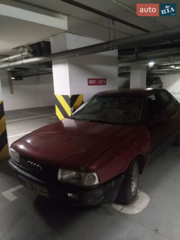 Седан Audi 80 1987 в Дніпрі